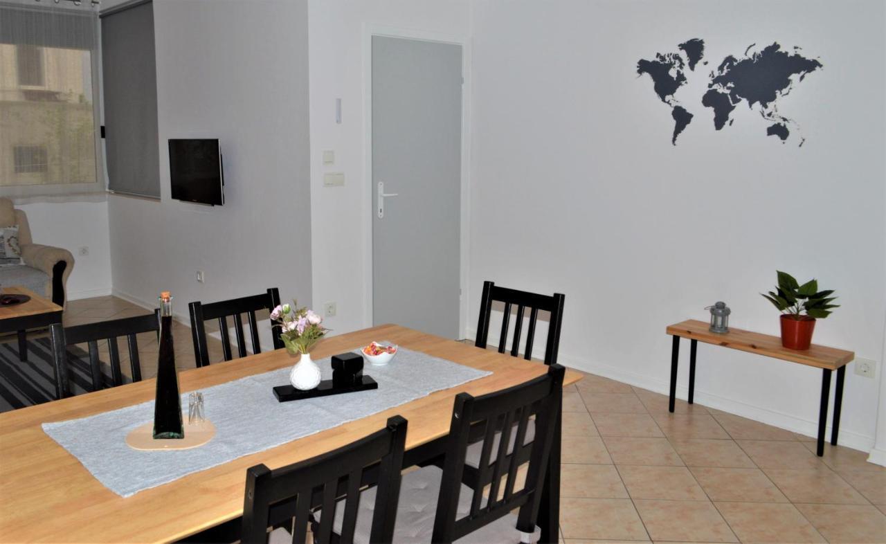 Apartman Luka Kaštela Exterior foto